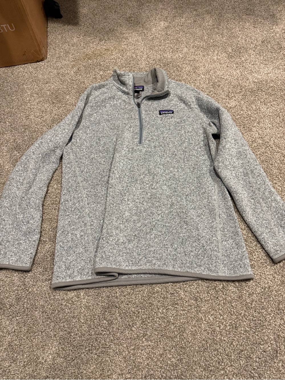 Patagonia Men’s Gray Heather Quarter-Zip Fleece Pullover